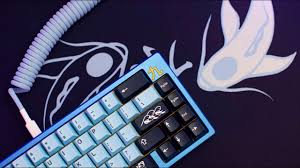 in production blade aluminum 60% keyboard case. Switchesmx Alpaca