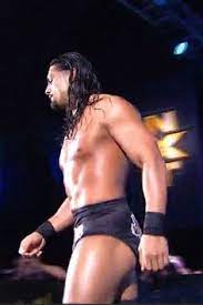 Roman Reigns Body Shape - Pose