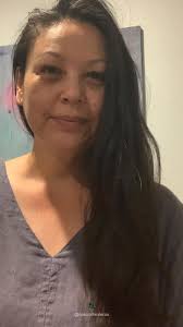 HEADACHE? Get relief 👉 DO THIS! 🙌😮‍💨✨ It's incredible how something so  simple can do something so very needed! This simple hand gesture can help  calm and soothe headaches pretty quickly! It works for ...