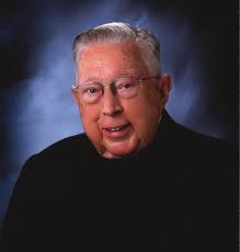 Like Mary, be 'influencers' for God, pope urges at World Youth Day vigil