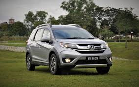 Find honda br v price in malaysia starts from welcome to honda malaysia. Comparison Honda Br V Vx 2018 Vs Suzuki Vitara Sz5 2018 Suv Drive