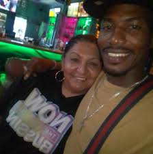 Vybz Kartel with TJ Records after leaving prison 🙌🏾🔥 #VybzKartel #Gaza  #DancehallKing #KingOfDancehall #Kartel #DancehallMusic #Dancehall  #DancehallArtist #DancehallDaily #DancehallReggae #ReggaeDancehall #Freedom