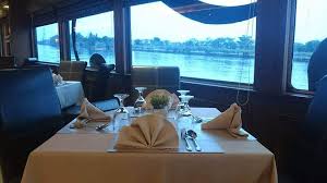 Tempat makan best di kuching 2017 : Tempat Makan Malam Romantik Di Kuching