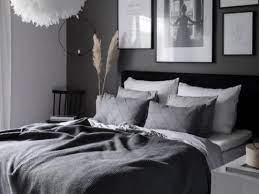 Warna ini cocok untuk kamar tidur dan ruang keluarga tempat untuk beristirahat. Desain Kamar Tidur Abu Abu Yang Minimalis Dan Menenangkan