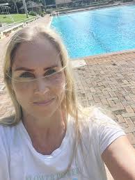 Hi 👋🏼 Are there any groups that swim