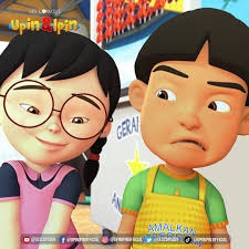 Kenapa Mei Mei tersenyum-senyum ni kat Mail ni. Mesti ada apa-apa ni... .  #UpinIpin #Mail #MeiMei