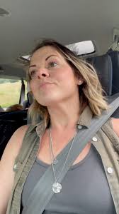 We had a fun morning at Berkeley Springs State Park playing in the water! I  love letting my sweet girl enjoy the same fun as I did 💖 Peep her little  brown