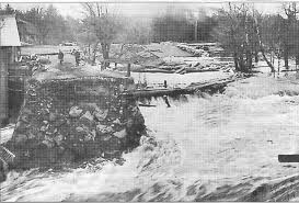 Kraftiga översvämningar i gävleborg och dalarna. Varflod Och Oversvamning Vid Gavlean I Tolvfors Ar 1916