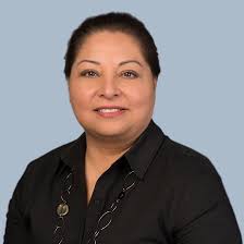 Rebecca Earp's Instagram, Twitter & Facebook