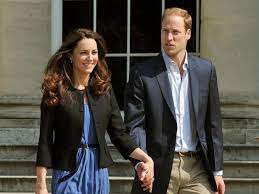 William, jak zawsze tradycyjnie elegancki, na uroczystości pojawił się w granatowym garniturze. Kate Middleton I Ksiaze William Wybieram Ciebie Newsy Polki Pl