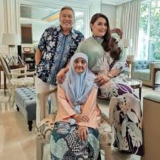 Jika sebelum ini heboh dikatakan chef wan menegur ahli keluarganya. Dapur Chef Wan Desainrumahid Com