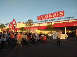 Sie nicht diese aufkleber an frisch gestrichenen wände gelten (trocknen lassen für 2 wochen) 2. Handwerken Lernen Bei Der Bauhaus Women S Night Denise Bucket List