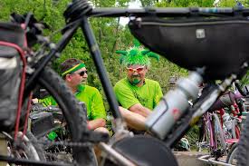 Pedaler's Jamboree: 'A groovy conga line of friendliness'