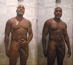 Hairy Black Daddy Almost Caught - Thrilling Footage