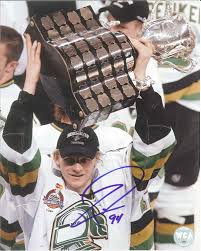 Get the latest nhl news on corey perry. Corey Perry Autographed London Knights 8 X 10 Photo Westcoast Authenticwestcoast Authentic