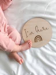 I M Here Rainbow Baby Wood Sign Newborn Baby Sign Baby Etsy In 2021 Baby Signs Rainbow Baby Baby Hospital Pictures