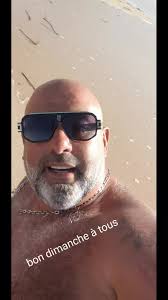 Vidéos de karim king (@karimharrazi457) avec Walking Away