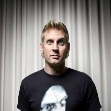 Brann dailor's gear and equipment including the tama starclassic (bubinga), shure ksm32, and reflexx cp1 conditioning pad. Brann Dailor Clothes Outfits Brands Style And Looks Spotern