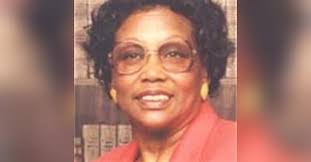 Donna Pickard's Instagram, Twitter & Facebook