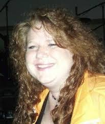 Alyssa Dow's Instagram, Twitter & Facebook