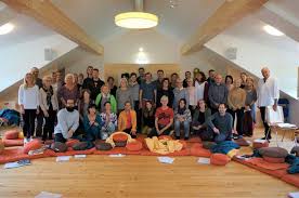 Order online with restaurant buddha haus via lieferando.de. Bildergalerie Buddhistische Meditation Mit Charlie Pils Samatha Vipassana
