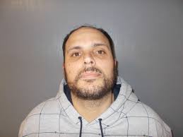 Alex Rizza's Instagram, Twitter & Facebook