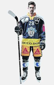 Nothing too serious for ev zug's diaz, albrecht to miss at least one game. Beim Ev Zug Stimmt Fur Mich Einfach Alles 1815 Ch