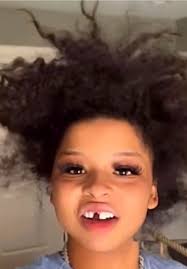 Newer generation Casey Anthony , with fewer teeth and bodies, and leader of  the "Blunts and Babies Brigade",#ChrisreanRock says her ideal date with a  man would be a dinner date at McDonald's