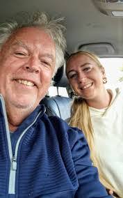 Darren Eade's Instagram, Twitter & Facebook