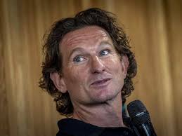 AFL TV Wrap: James Hird shoots Bombers rumour, Mitch Duncan prepares for  Bailey's boxing bout