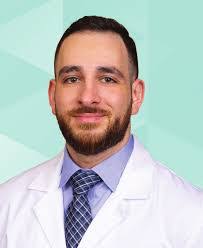 Sally Messenger's Instagram, Twitter & Facebook