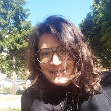 Tami Romero's Instagram, Twitter & Facebook