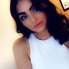 Annabelle Mills's Instagram, Twitter & Facebook