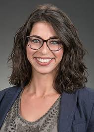 Daphne Stratton's Instagram, Twitter & Facebook