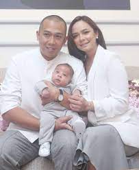 Dato' sri mohamed nazri bin abdul aziz (jawi: Luluh Hati Anak Dikecam