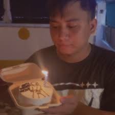 Birthdays are big deal. Cheers to another 365-day adventure around the sun.  🙂🍻