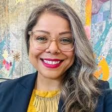 Jennifer Kellner (@JenKellner)