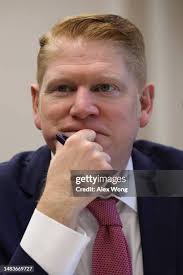 20 Photos & High Res Pictures