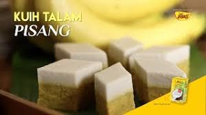 Tekstur kuenya empuk dan wangi pandan. Kuih Talam Pisang Youtube