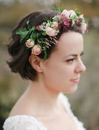 30 Ways To Style Short Hair For Your Wedding Bridal Musings Flower Crown Hairstyle Short Wedding Hair Flowers In Hair