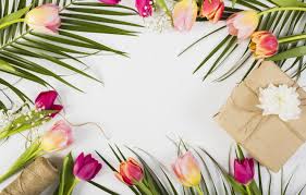 Choose from an array of flowers and cake delivery, online gift cards, anniversary gifts, unique online gifts and so much more! Wallpaper Flowers Colorful Tulips Pink Wood Pink Flowers Tulips Spring Purple Gift Box Mother S Day Images For Desktop Section Prazdniki Download