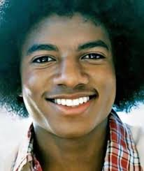 So very handsome 🤤🥰💙💜