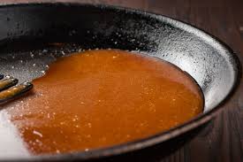 Caramello, una delle bontà più incredibili della cucina. Come Fare Il Caramello Ricetta Classica E Facile Della Salsa