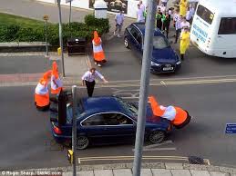 Detour Devices (8 Pack) Traffic Safety Cones, 18 Inch Heavy Duty Orange Pvc  Parking Cones With Reflective Collars And Black Weighted Base, Traffic Cones  For Construction, Traffic, Parking: Amazon.Com: Industrial & Scientific