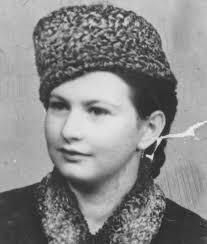 Personal Histories 2015.indd