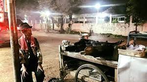 Putri, bogor, jawa barat 16962. Viral Media Sosial Kakek Penjual Serabi Yang Sepi Pembeli Setelah Dicicipi Rasanya Tak Disangka Tribun Travel