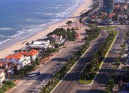 Nằm cách trung tâm thành phố khoảng 6.4 km, cách sân bay khoảng 6.5 km và cách các cây cầu trên sông hàn trong bán kính 2.7 km,… thuận tiện cho việc tham gia các hoạt động vui chơi. Ä'a Náºµng Ä'áº·t TÆ°á»£ng Ä'áº¡i TÆ°á»›ng Vo Nguyen Giap Theo Ten Ä'Æ°á»ng Vnexpress