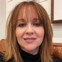 Amy Perrin's Instagram, Twitter & Facebook