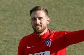 In april 2019 the goalkeeper signed a contract with atlético madrid that nets him a whopping salary of 20.8 million euro (18.3 million pound) per year. How Liverpool Tried To Impress Atletico Madrid S World Class Goalkeeper Jan Oblak At Anfield Eight Years Ago Irish Mirror Online