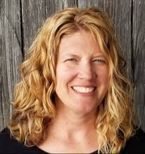 Real Estate Agents in 44647